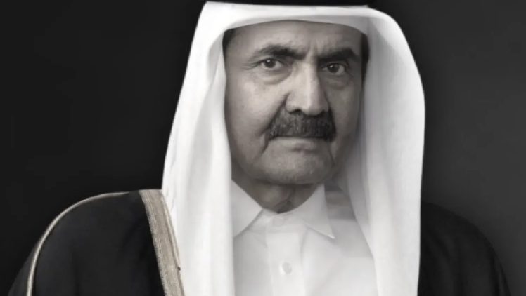 الشيخ حمد بن خليفة… الأمير الذي غيّر وجه قطر