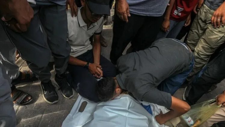 3 قتلى يرفعون حصيلة الإبادة الإسرائيلية بغزة إلى 73 ألفا و329
