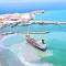 بعد ثلاث سنوات من الجنوح.. اجتماع في المهرة يناقش تعويم ناقلة النفط "مليحة" العالقة بميناء نشطون