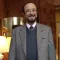 لماذا أراد رفعت الأسد القضاء على أخيه حافظ؟