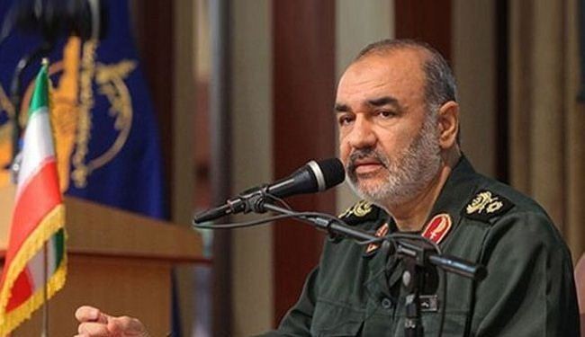 الحرس الثوري الإيراني: الحوثيون يمارسون دوراً مهماً كحزب الله وما حدث في اليمن "ثورة إسلامية"