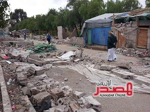 جيران ساحة التغيير يعبرون عن ارتياحهم لإعلان تعليق الاعتصام.. والحوثيون مستمرون