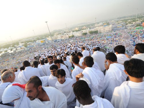 إيران تتراجع مجددا.. وتمتنع عن توقيع ترتيبات الحج