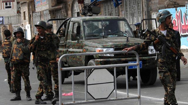 الداخلية تعلن القبض على 4 يشتبه بانتمائهم للقاعدة في سيئون