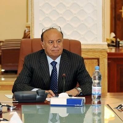 الرئيس: حلول عاجلة وعادلة سنجريها في قضايا المبعدين عن وظائفهم والأراضي بالمحافظات الجنوبية