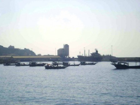 ارتفاع الصادرات عبر ميناء المكلا العام الماضي إلى 16 ألف طن