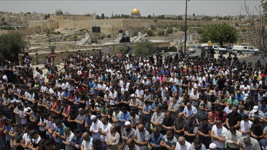 جمعة «غضب» للأقصى.. 3 قتلى ومئات الجرحى بعد يوم من المواجهات المستمرة (محصلة)