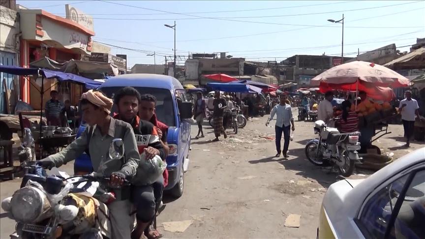 بدء نزوح جماعي لسكان زبيد جنوب شرق الحديدة مع اقتراب المعارك منها