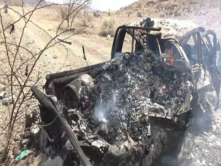 جريمة جديدة.. مقتل 18 مدنياً في غارة لمقاتلات التحالف استهدفت سيارة في تعز