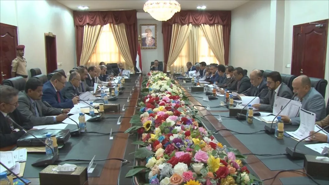 الحكومة تقر نقل الهيئة العليا للأدوية والمستلزمات من صنعاء إلى عدن
